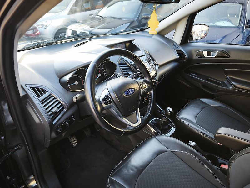 Ford EcoSport (2017) 1,0 92kW EcoBoost - fotka 9 z 18
