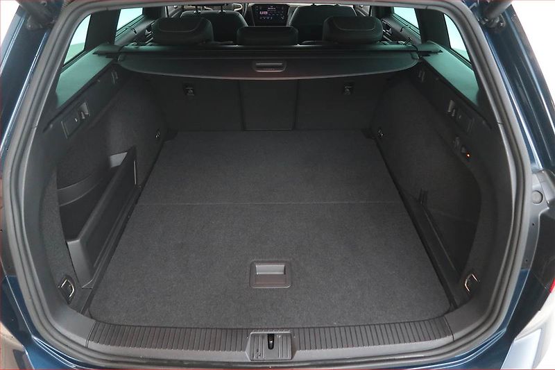 Volkswagen Passat (2021) Alltrack 2.0 TDI - fotka 14 z 21