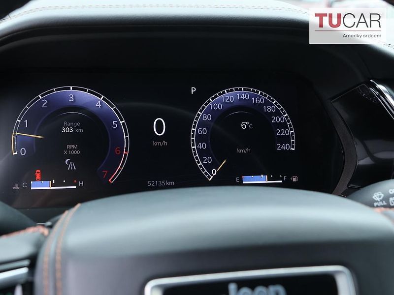 Jeep Grand Cherokee (2022) Summit Reserve 5.7 V8 HEMI  - fotka 13 z 41