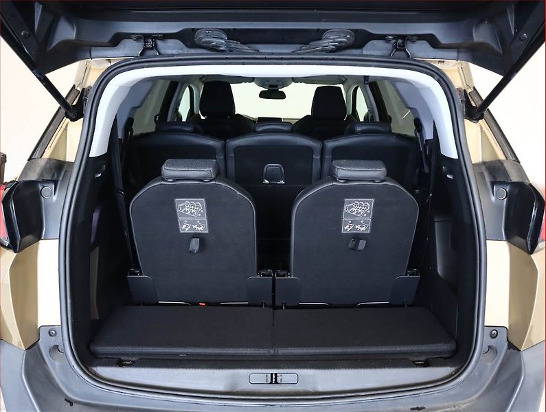 Peugeot 5008 (2018) Allure PureTech 130, 7 míst - fotka 20 z 20