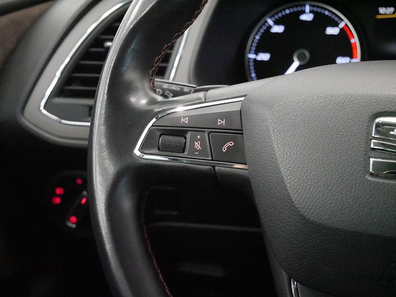 Seat Leon - fotka 16 z 28