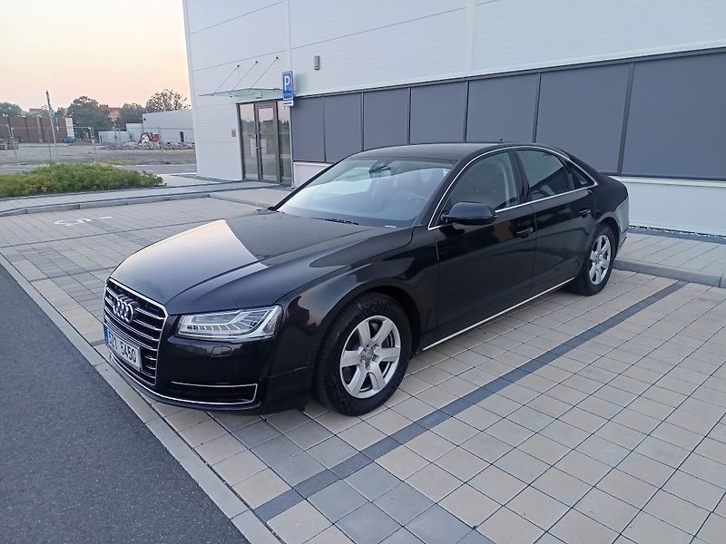 Audi A8 (2014) - fotka 21 z 59