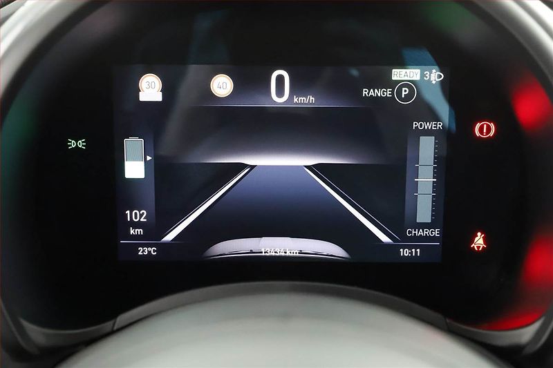 Fiat 500e (2024) 42 kWh, SoH 100% - fotka 8 z 19