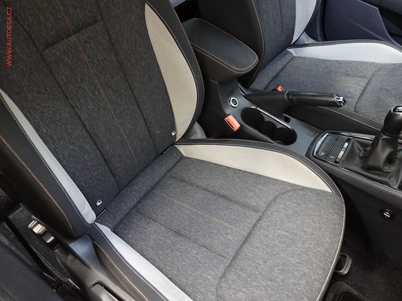 Škoda Scala (2020) 1.5tsi, 1.maj,ČR, LED - fotka 11 z 25