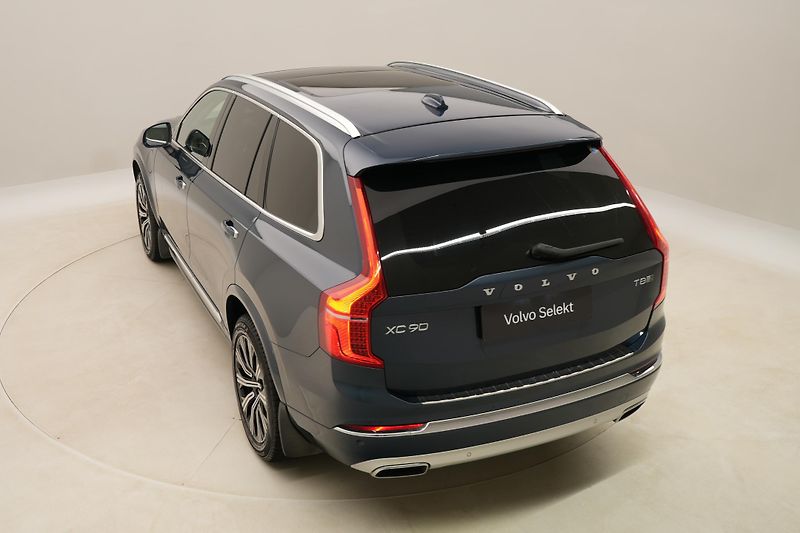 Volvo XC90 T8 AWD RECHARGE INSCRIPTION 7m - fotka 17 z 57