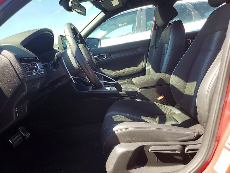 Honda Civic (2020) Auto na cestě - fotka 7 z 12