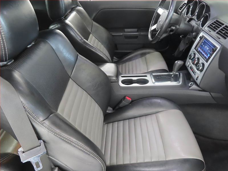 Dodge Challenger (2009) 3.5 V6, Automat, Kůže - fotka 9 z 15