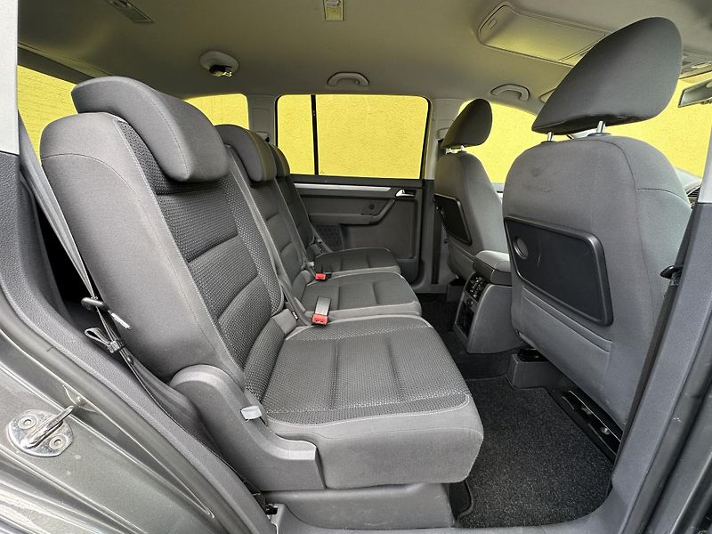 Volkswagen Touran (2010) 1.2TSI/77kW * 2.Maj.  - fotka 25 z 37