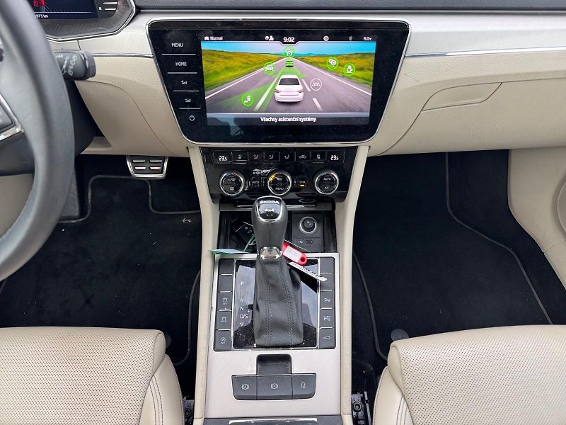 Škoda Superb (2023) L&K 2.0TDI 147kW DSG DPH CZ - fotka 10 z 11