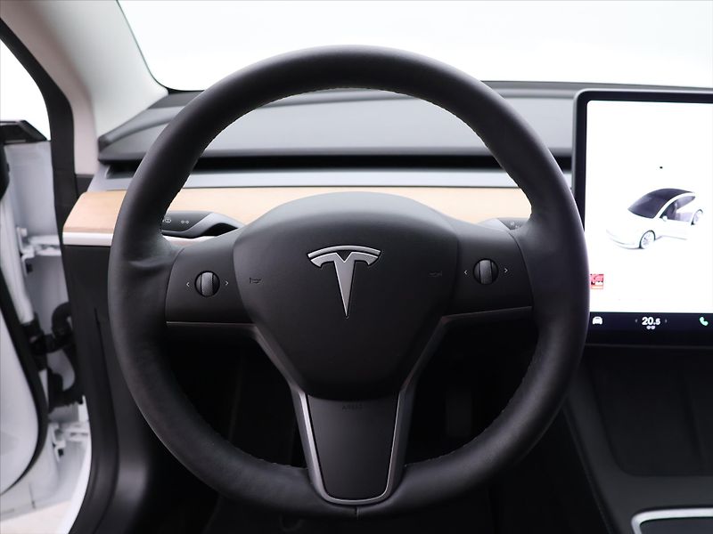 Tesla Model 3 Long Range 75kWh AWD sOH 90% - fotka 19 z 34