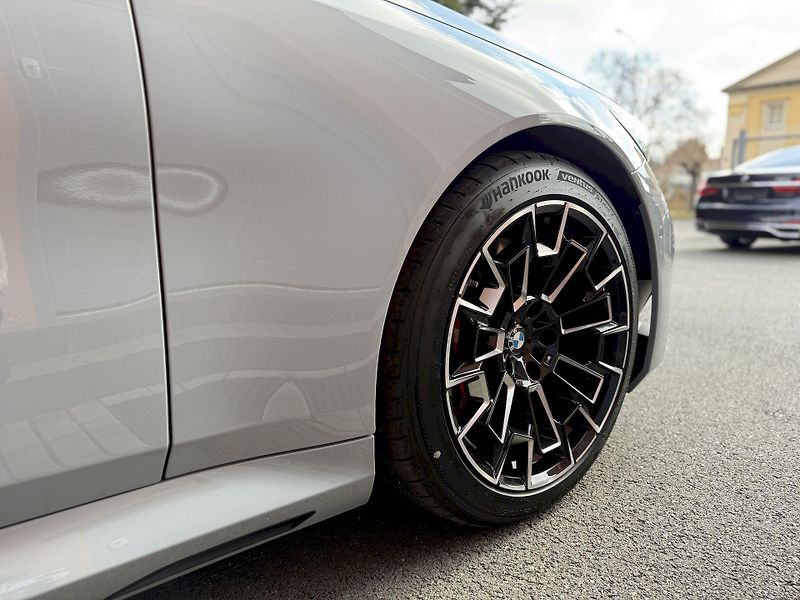 BMW M5 Touring Individual NEW Garance - fotka 55 z 55