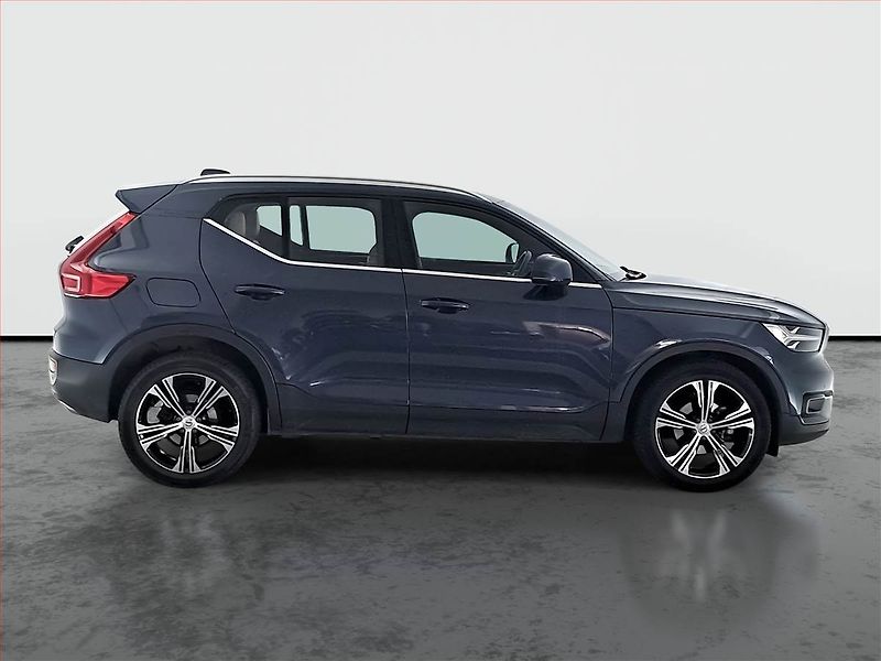 Volvo XC40 (2020) T3, Serv.kniha, Kůže, Navi - fotka 6 z 17