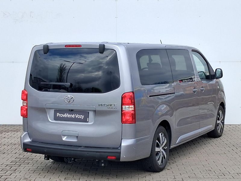 Toyota ProAce Verso 2,0 D-4D 8AT L2 Family Webasto - fotka 2 z 26