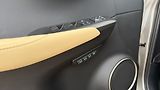 Lexus NX 300h 300H 2,5 HEV PREMIUM (LUXURY T - náhled 14