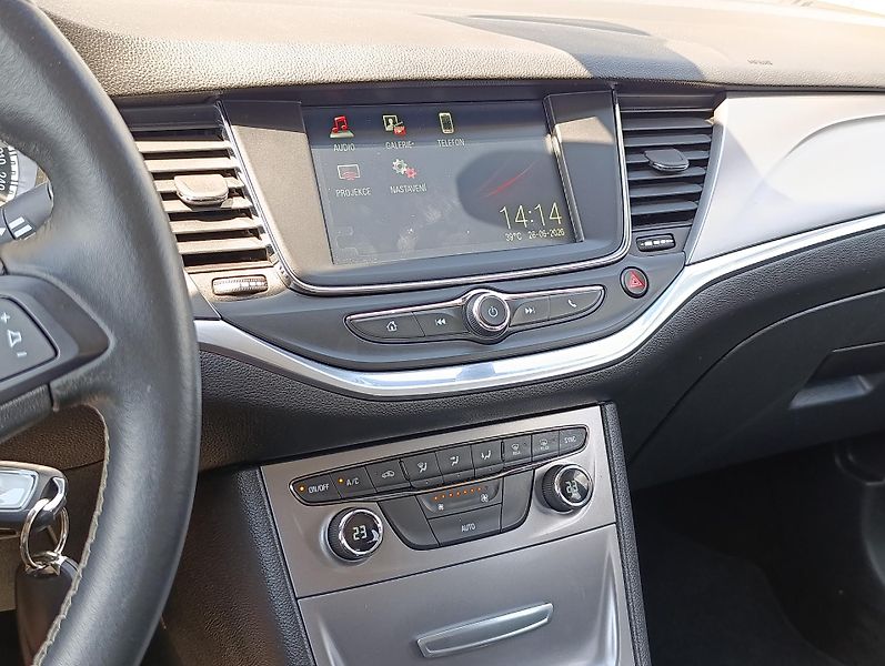 Opel Astra 1.0 77kW ČR 1.MAJITEL  - fotka 22 z 31