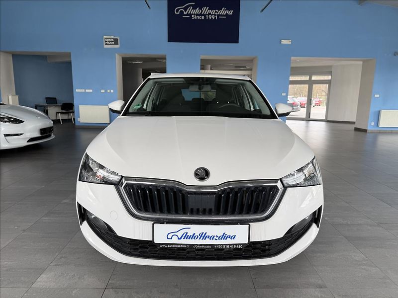 Škoda Scala 1,0   TSI 85kW,SERVISKA,ČR,2.M - fotka 2 z 24