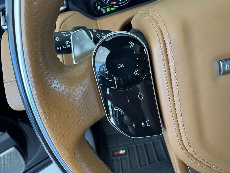 Land Rover Range Rover Velar D300 HSE R-Dynamic*HUD*Vzduch - fotka 31 z 45