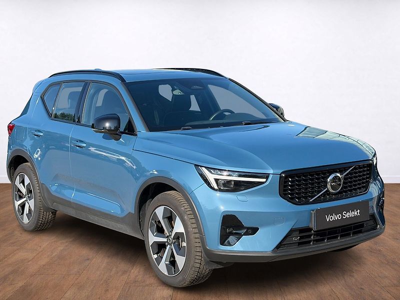 Volvo XC40 ULTIMATE DARK B4, PIXEL LED, N - fotka 7 z 25