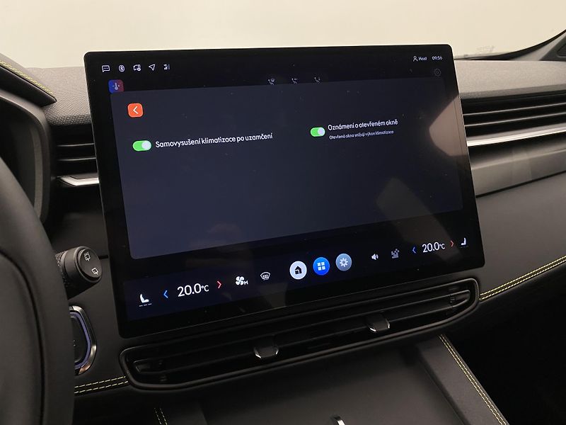 Lynk & Co 01 (2025) CORE PHEV AUT CZ 1.maj - fotka 40 z 95