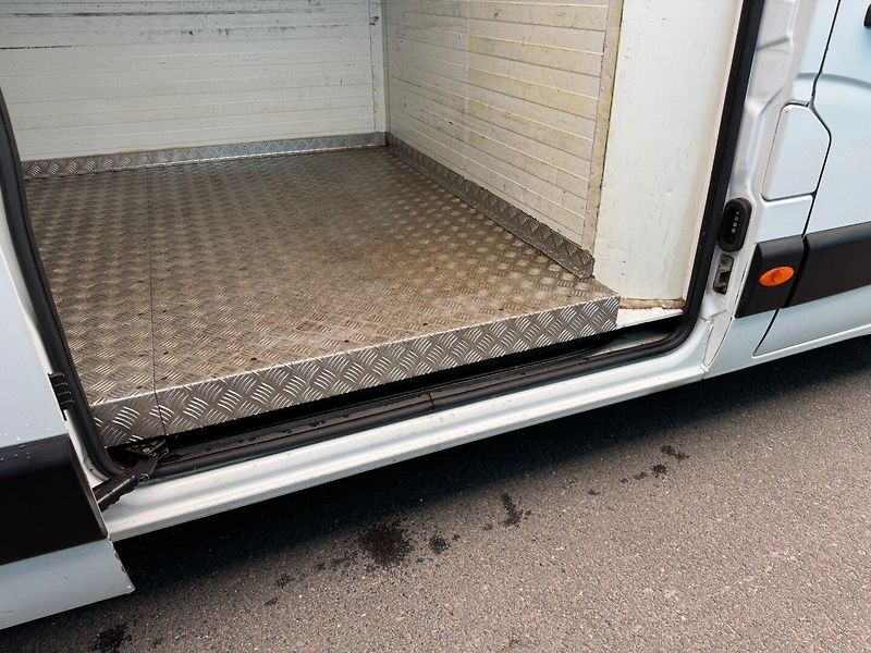 Renault Master (2016) 2.3 Maxi chlaďák 100kW - fotka 42 z 50