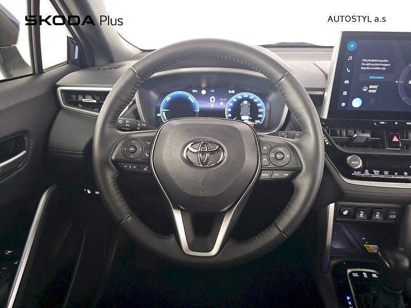 Toyota Corolla Cross (2024) 1.8HEV 140k STYLE TECH - fotka 5 z 23