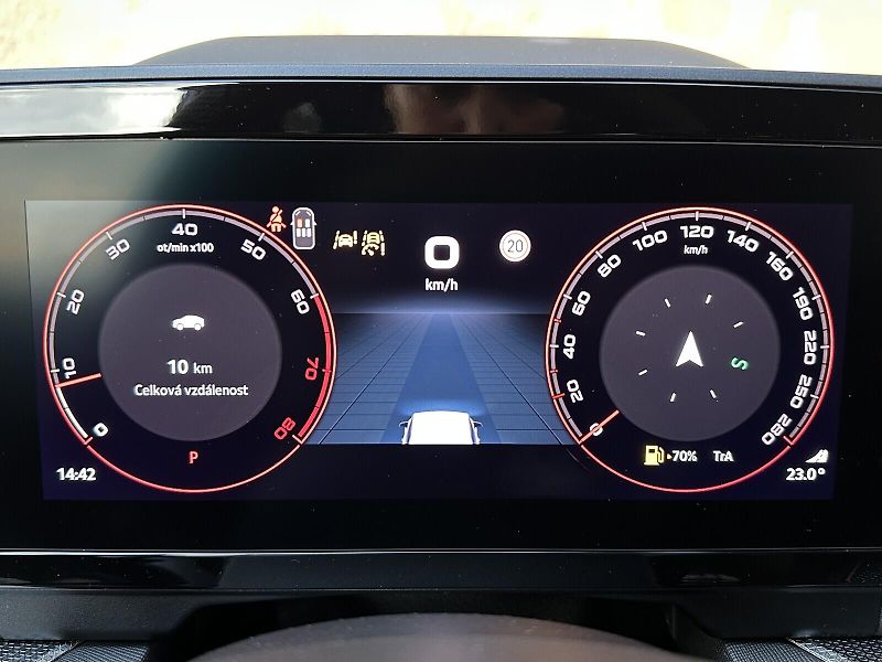 Škoda Kodiaq RS 2.0TSi 4x4 DSG 265PS Matrix - fotka 19 z 41