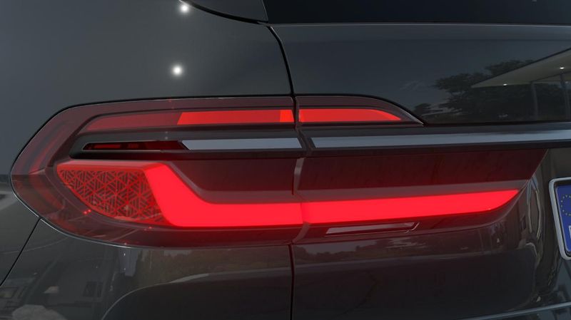 BMW X7 xDrive40d - fotka 9 z 14