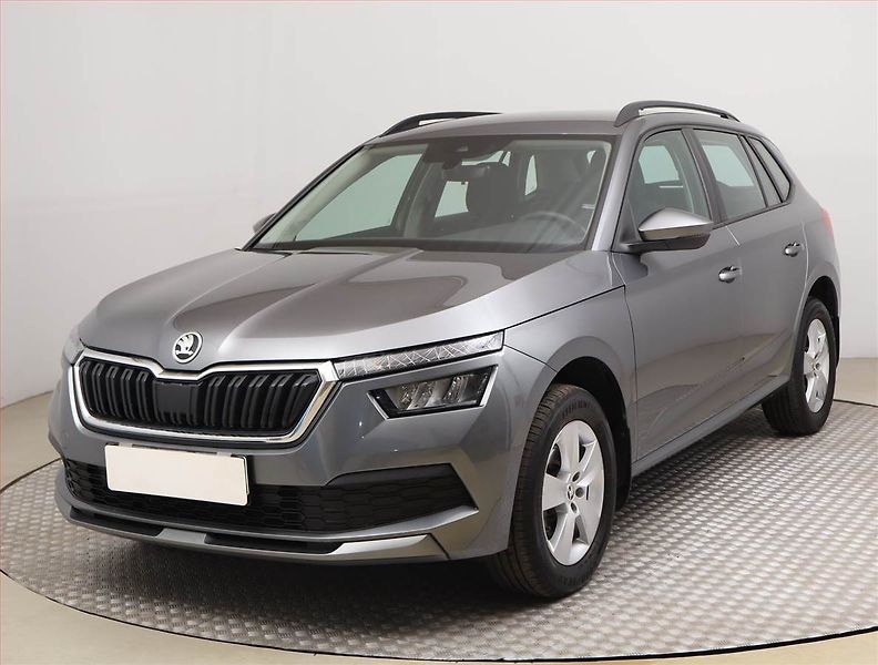 Škoda Kamiq (2023) Ambition Plus 1.0 TSI, ČR - fotka 2 z 15