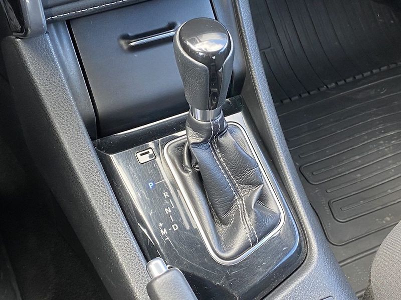 Toyota Corolla 1.6i, ČR-2m, Trend+, automat - fotka 25 z 29