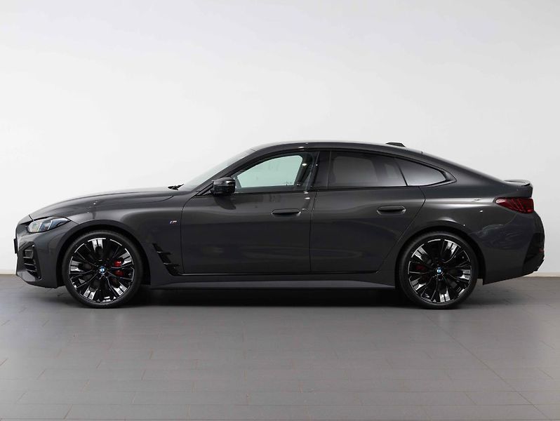 BMW Řada 4 M440i xDrive Gran Coupé - fotka 2 z 6