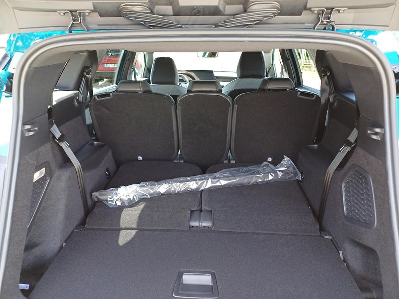 Peugeot 5008 (2026) BUSINESS Hybrid 145 e-DCS6 - fotka 27 z 27