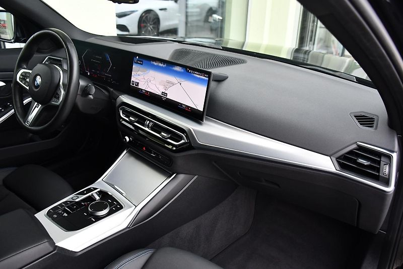 BMW Řada 3 320D xDrive M-SPORT ČR 1.M - fotka 18 z 47