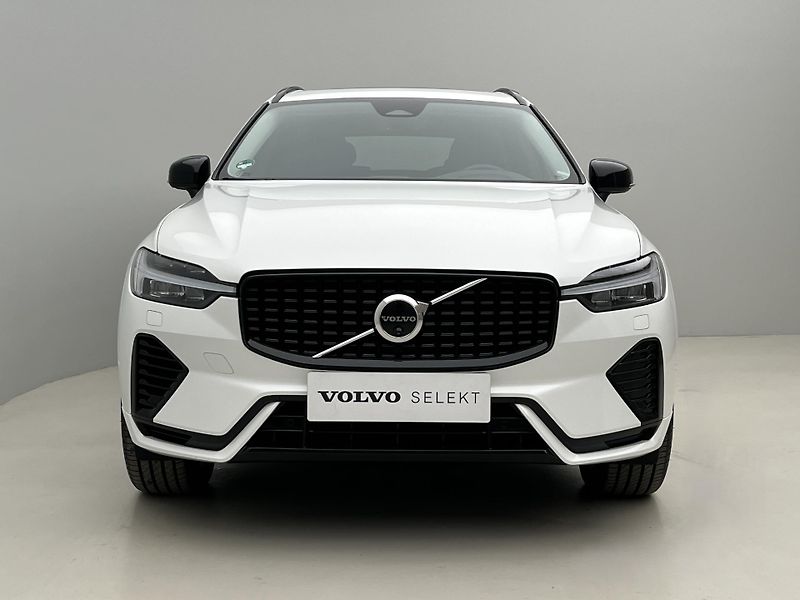Volvo XC60 T6 AWD RECHARGE PLUS REZERVACE - fotka 14 z 46