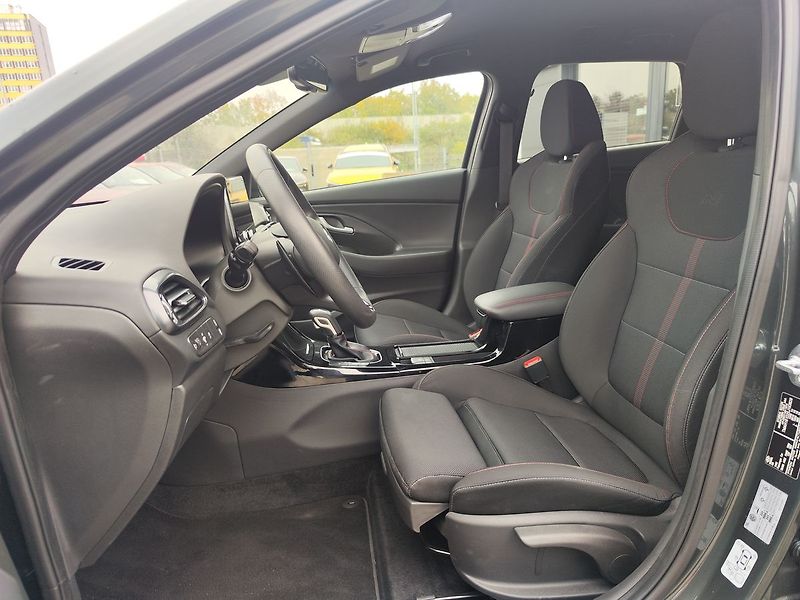 Hyundai i30 1.5 T-GDI/103kW N-Line DCT - fotka 15 z 35
