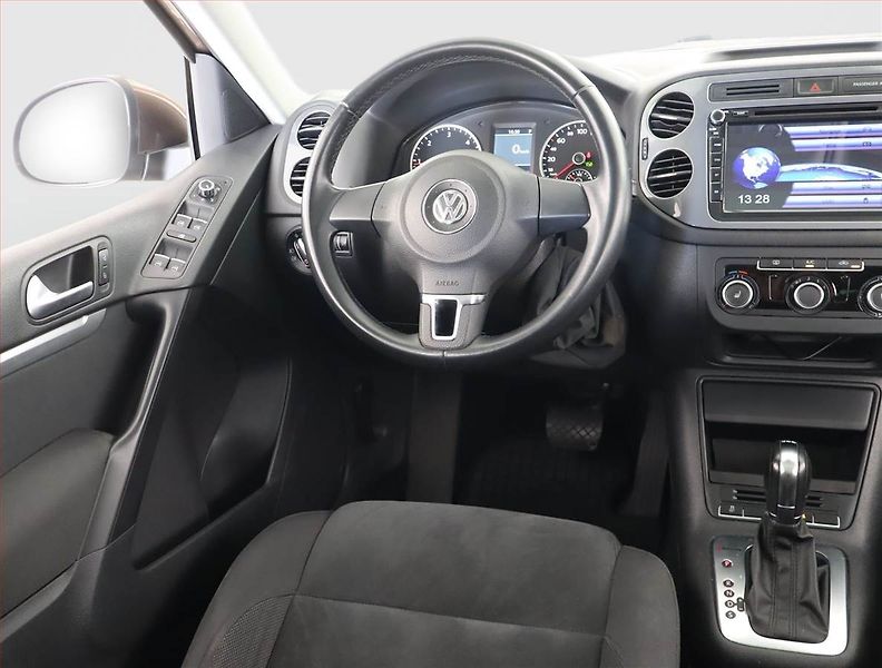 Volkswagen Tiguan (2012) Sport 2.0 TDI, 4X4, Automat - fotka 7 z 24