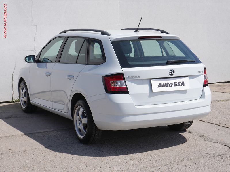 Škoda Fabia (2015) 1.0i, ČR, AC - fotka 4 z 17