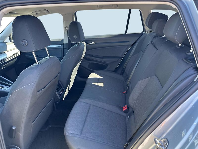 Volkswagen Golf (2025) People 2,0 TDI 7DSG - fotka 12 z 25