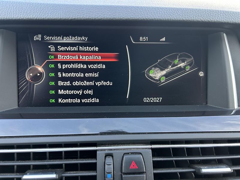 BMW Řada 5 (2015) 530xd - fotka 12 z 12