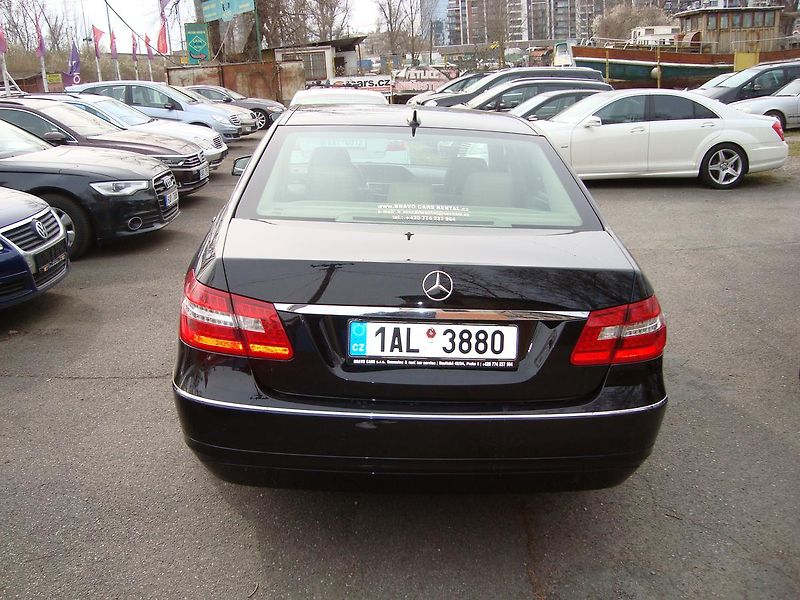 Mercedes-Benz Třídy E (2009) 250CDi,AUT,ČR, 1.Maj.Servis.kn - fotka 6 z 52