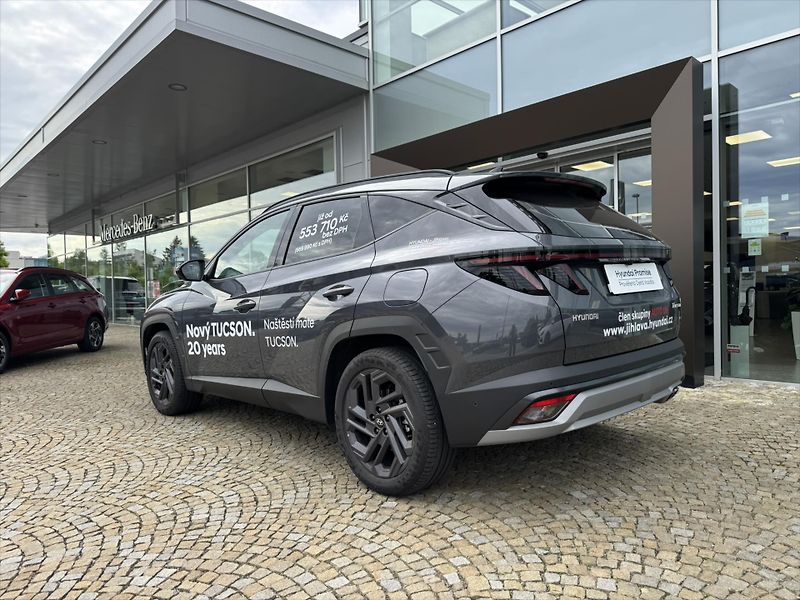 Hyundai Tucson 1,6 1,6 TGDI 4WD DCT 20 LUXURY - fotka 4 z 11