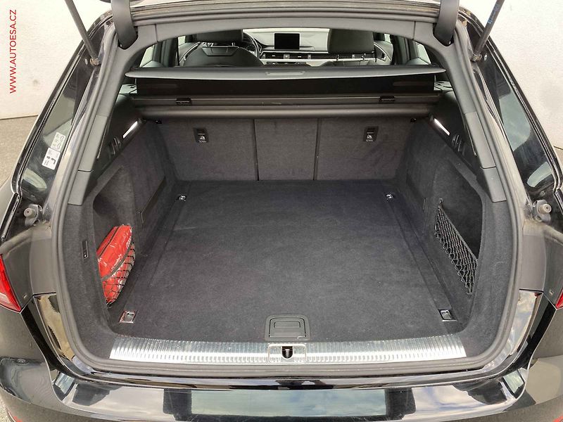 Audi A4 (2019) 2.0 TDi quattro, Sport, AT - fotka 7 z 19