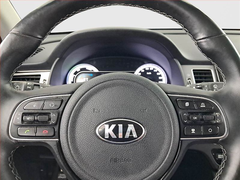 Kia Niro (2019) Hybrid, Automat, Serv.kniha - fotka 20 z 22