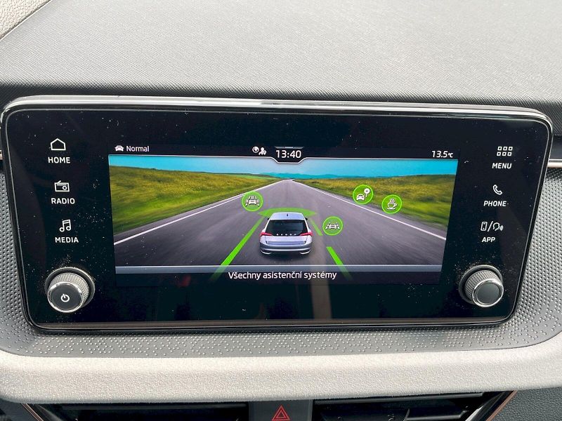 Škoda Scala (2025) TOP SELECTION 1.0 TSI 85kW - fotka 16 z 31