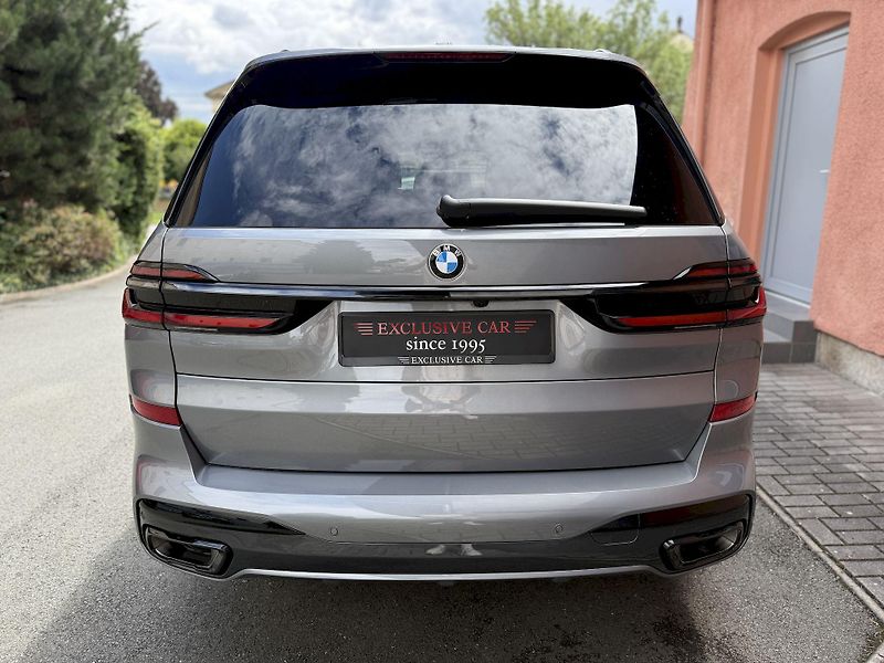 BMW X7 xDrive40d M-PRO Indiv. FULL - fotka 4 z 56