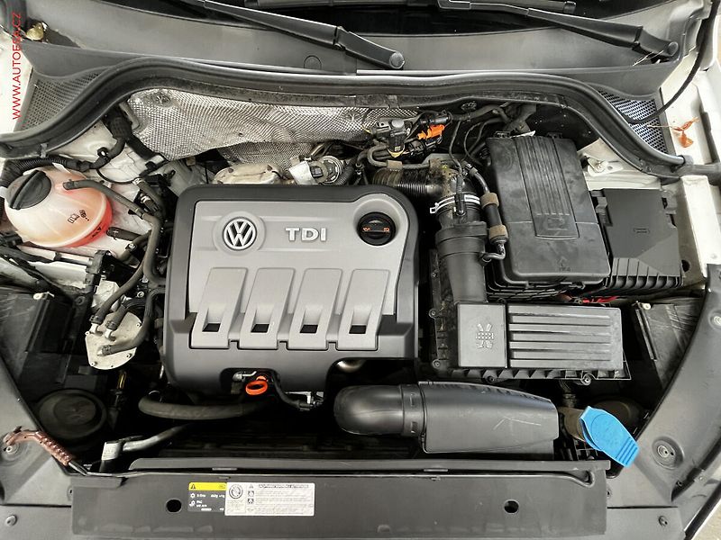 Volkswagen Tiguan (2013) 2.0TDi 4x4, R-Line, DSG - fotka 7 z 21