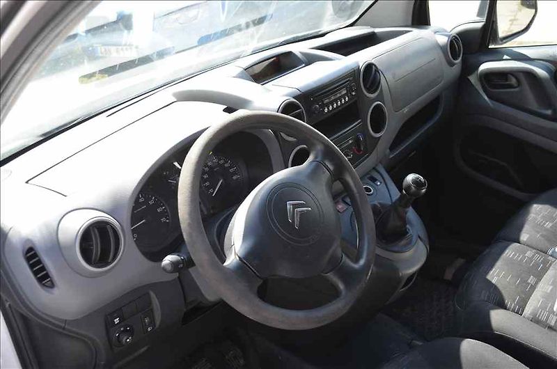 Citroën Berlingo (2010) 1,6 HDI - fotka 14 z 21