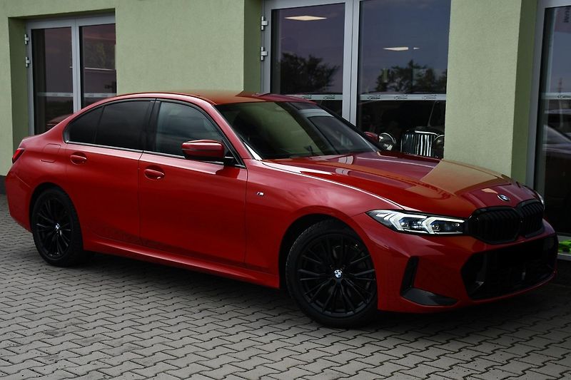 BMW Řada 3 320d xD Head-up MSPORT ČR - fotka 2 z 41