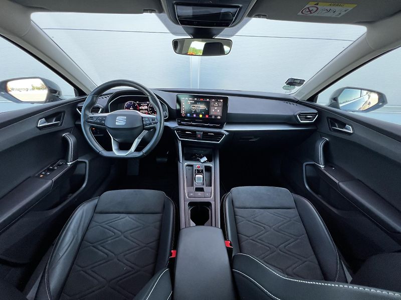 Seat Leon 2.0TDI DSG Style Kůže DPH 1Maj - fotka 8 z 24
