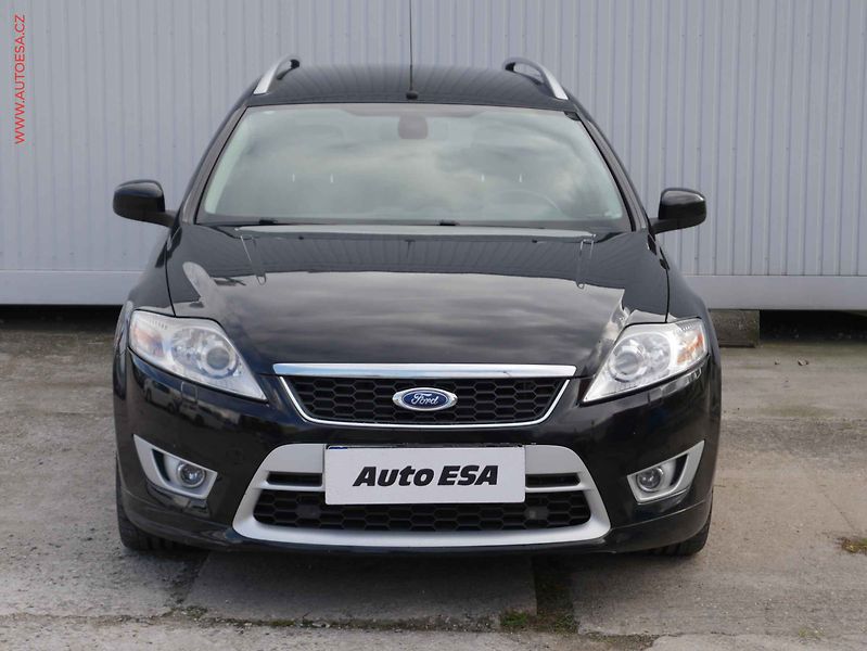 Ford Mondeo (2010) 2.2TDCI, autoAC - fotka 2 z 15