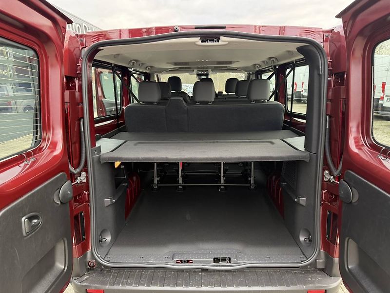 Renault Trafic Equilibre L2 Blue dCi 150 AT/P - fotka 18 z 23